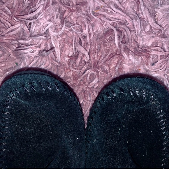 Minnetonka Moccasin 3-Layer Fringe Boots - Picture 6 of 9